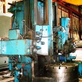 46 "Bullard # DYNATROLVTL, 56 basculante, torreta y ariete en riel, mesa de 46 diámetros, 67 u / riel, 4 mordazas, 1968