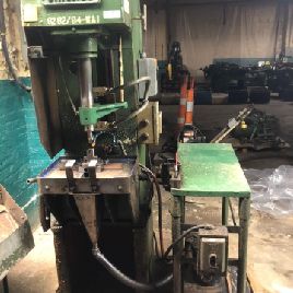 5 Ton,Hannifin#F-50, hydraulic press, 15 gal. reservoir, plugged in, #10463
