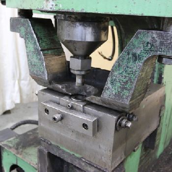 125 Ton,Hill-Acme#7, hydraulic punch, joystick operation, #69485