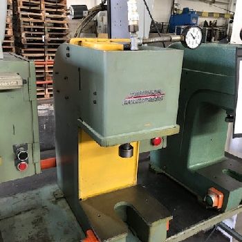 2 Ton,Denison#A, hydraulic C-frame press,table model,3" stroke,10 DL,4.875 throat,11 LR x 9 FB bed area w/3 U-slot,#28224