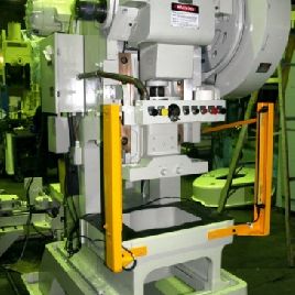 60 Ton,Minster#B1-60, gap type,2" str,32 x 21 bed,150-300 SPM,8 feed,reconditioned,#sr4145