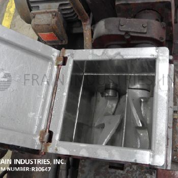 .75 gal.Werner &amp; Pfleider, jacketed, 304 Stainless Steel, double arm, sigma blade mixer, 3 HP, hand tilt with 31" discharge height