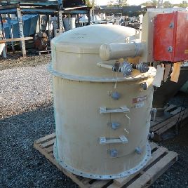 Premier Pneumatics#F/R18-36, sq.ft.surfac area,C/S,(18) 36" lg.pleated bags,pulse jet,side entry w/bottom hopper, #40794 (2 available)