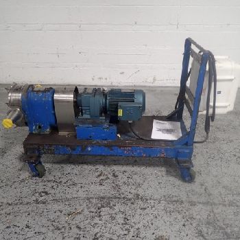 2.5"Waukesha#125, Rotary Lobe Pump, Stainless Steel, 5 HP, 16.79:1 gearbox, on cart, 230/460 V., #3162-5