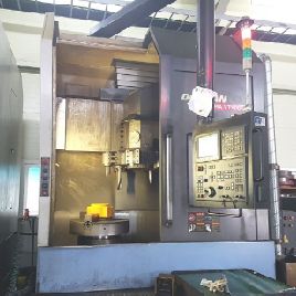 35.4" Doosan #VT900, 39 swing,Fanuc i,60 HP,1800 RPM,hyd 3-Jaw 24 chuck,2012,#30392
