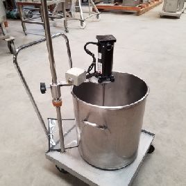 MEZCLADOR DE LABORATORIO, Dayton, tanque / olla de acero inoxidable en carro portátil, 14 galones, 16 "de diámetro, 17 h, 1/6 HP, 90 V., 1800 RPM, cuchilla de 4 diámetros