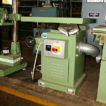 Landonio#PRN, Bobbin sanding machine, 31.8" x 31.8 table., 1 roller oscillation, #11090
