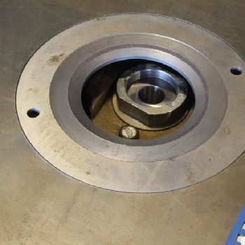 Landonio#PRN, Bobbin sanding machine, 31.8" x 31.8 table., 1 roller oscillation, #11090