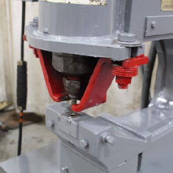 4" x 4 x 1/2Hill Acme#4-METALWORKER, hyd ironworker,60 ton,7.5 HP,60 SPM,#71855