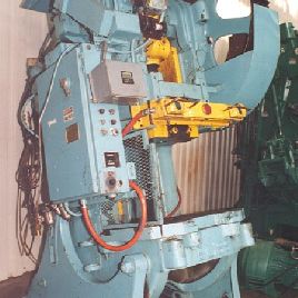 75 Ton,Bliss#23, OBI press,8" stroke,15 SH,40 SPM,24 x 32 bed,A/C &amp; brake,#19334