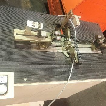 Schenck#442-FBTU, semi auto balancing machine,cutting head,3-Jaw chuck,2006