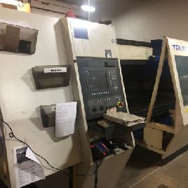 Trumpf # L2510, sistema de corte por láser de CO2, 2000 vatios, 4 'x10', control CNC Trumpf, colector de polvo y amplificador; enfriador