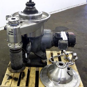 Westfalia#SB-14-06-076, desluder disc cent,316 Stainless Steel,7560 RPM bowl,liquid discharge,control panel,10 HP,tools,1978,#47143