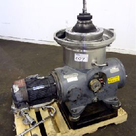 Westfalia#SB-14-06-076, desluder disc cent,316 Stainless Steel,7560 RPM bowl,liquid discharge,control panel,10 HP,tools,1978,#47143