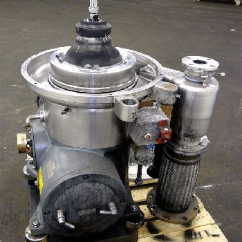 Westfalia#SB-14-06-076, desluder disc cent,316 Stainless Steel,7560 RPM bowl,liquid discharge,control panel,10 HP,tools,1978,#47143