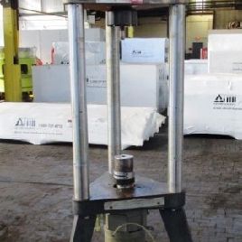 20 KIP (100kN),MTS, 3-post fatigue testing frame