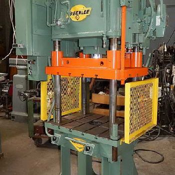 20 Ton,GreenleeBros hydraulic press, 18" stroke, 23 SH, 24 x 34-1/2 table, 5 HP