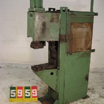 100 KVATaylor-Winfield, standard dual acting, 12" throat, 6 cylinder, 6 x 6 platen, 440/460/480 V., 1 phase, #5959