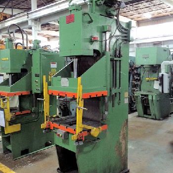 12 Ton,Hannifin, 18" stroke, 29 x 18 bed, 2-post guided slide, #27128