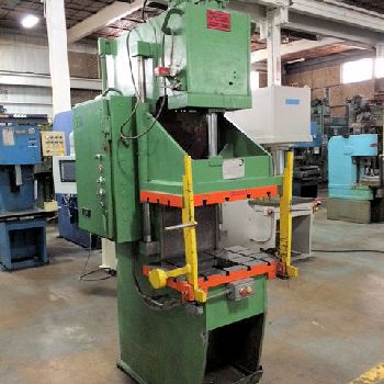 12 Ton,Hannifin, 18" stroke, 29 x 18 bed, 2-post guided slide, #27128