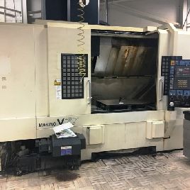 Makino # V77, 47,2 "X, 27,6 Y, 25,6 Z, 20 000 tr / min, 4 axes, 40 ATC, commande Fanuc Professional 5., 2002-2006 (2 disponibles)