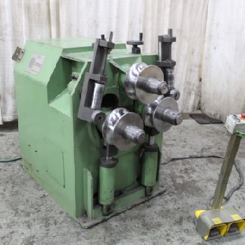 Comac#305PH, angle &amp; pipe rolls, 6 HP, 240 IPM, angle rolling tooling, 1999, #72302