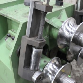 Comac#305PH, angle &amp; pipe rolls, 6 HP, 240 IPM, angle rolling tooling, 1999, #72302