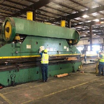 325 Ton,Cleveland, 25â€™ OA, 192" BH, Autobend 7 Back Gauge