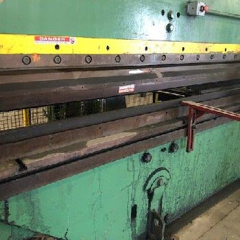 325 Ton,Cleveland, 25â€™ OA, 192" BH, Autobend 7 Back Gauge