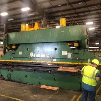 325 Ton,Cleveland, 25â€™ OA, 192" BH, Autobend 7 Back Gauge