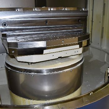 Grob#G550, 5-Axis,31.5" X,40 Y,38 Z,2 APC,120 ATC,16k RPM,TSC,Siemens 840D,#29964