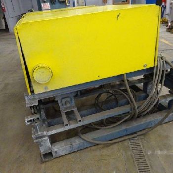 Burrmaster, tube end deburring machine, 18" x 88 brushes, chain type feed sys.