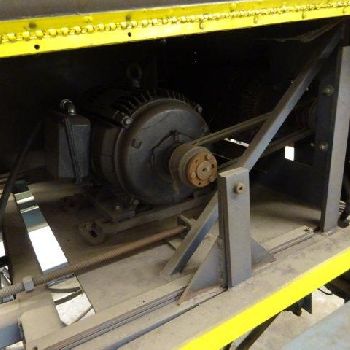 Burrmaster, tube end deburring machine, 18" x 88 brushes, chain type feed sys.