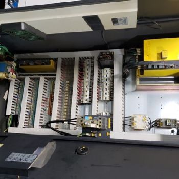 Doosan #MV3016LD, 30" X,16 Y,20 Z,TSC,chip conveyor,Midaco pallet changer,2007