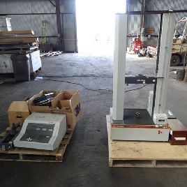 Instron#4201Series IX, compression &amp; force tester, 10 newton +/-100 newton &amp; 1 Kn load cells,2-sets grippers,controls,#46552