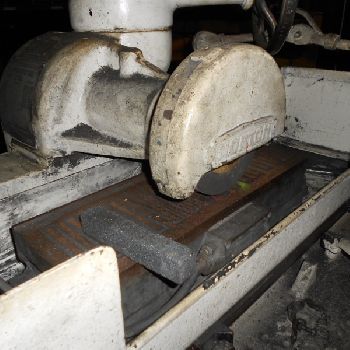 6" x 18Nortonmanual surface grinder, 6 x 18 chuck