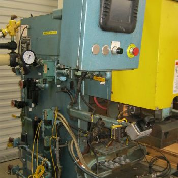 250 KVATaylor-Winfield#ENE-18-250, press type projection welder,18" throat,8 cylinder,adjustable stroke,440/460/480 V.,#6640