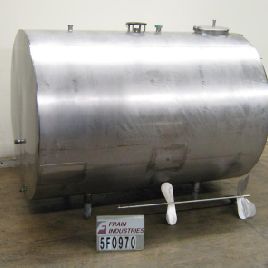 2200 gal.Berco, 304 Stainless Steel, insulated horizontal tank, 84" diameter x 96 straight wall