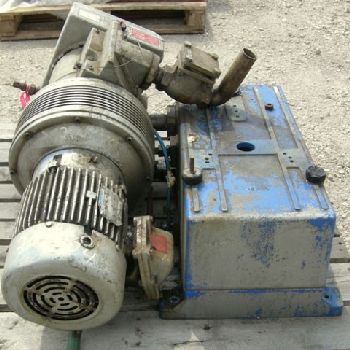 58.86 CFM,Rietschle#VL-100-(03), oil seal vacuum pump, 5 HP, #29053