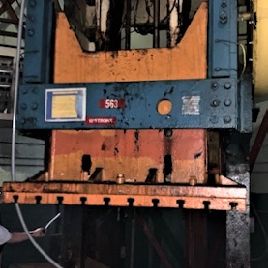 150 Tonnen, Verson # 6B-48G, Einzelkurbel, Rahmenpresse mit offenem Rückspalt, Seriennummer 9333