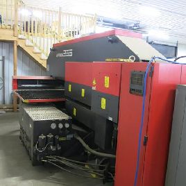 20 tonna, Amada # VIPROS-255, CNC toronyfúró, 31 állomás, Fanuc 18-P CNC vezérlés.