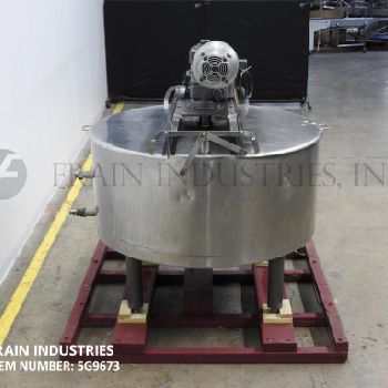 250 gal.ChesterJensen, 304 Stainless Steel jacketed cooker cooler, 67" diameter x 30 deep, lift up covers, cone bottom