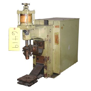 30 KVATaylor-Winfield#EBA-3-8-30, bench type spot welder, 8" throat, 4 cylinder, standard dual acting, 220/230/240 V., 1 ph