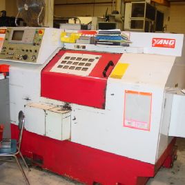 Yang#SML-20, full turret of. tooling,chip conv,18" swing,8 chuck,2 bar,Mits.ctrl,’99,#147693