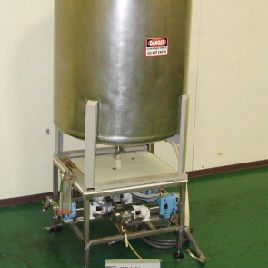 600 gal.Waukesha, 304 Stainless Steel, supply tank &amp; pump system, 56" diameter x 60 straight wall tank