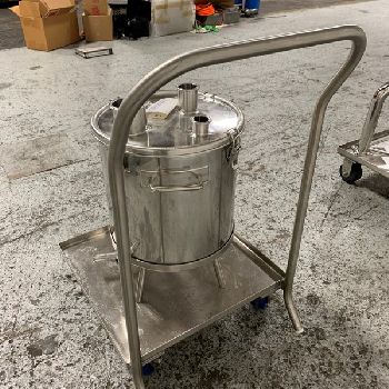 9.24 gal.EagleStainless Steel container, 35 liter, #3348-29