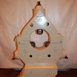 Poreba # TCG200stable de repos, 16 "de diamètre, 39 cm de hauteur, type à rouleau, 3 montants, # 28637