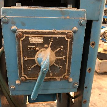 75 KVATaylor-Winfield#ENB-24-50, projection welder,24" throat,5 cylinder,adjustable/retractable air type,220/230/240V.,#6696