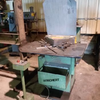 52" x 44Boschert#LB12, corner notcher, hydraulic