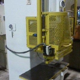 16 Ton,Eitel#P16A, gap, 16" str, 21.5 DL, 17 x 17 bed, 9 thr, 1974, #22925